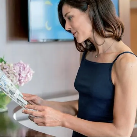 Hotel Thermes Les Ecureuils-dax 2*