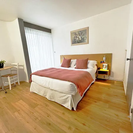 Hotel Thermes Les Ecureuils 2*