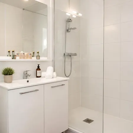 Hotell Thermes Les Ecureuils-dax 2*