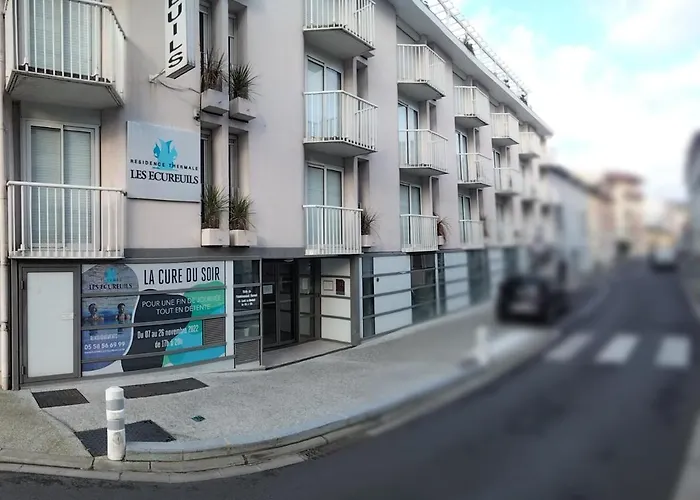 Thermes Les Ecureuils-dax 2*