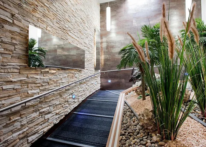 Thermes Les Ecureuils-dax 2*