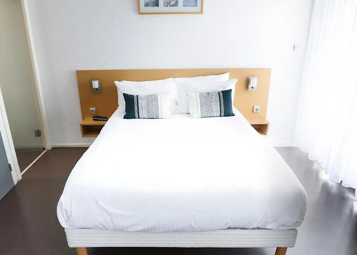 Thermes Les Ecureuils-dax Hotel